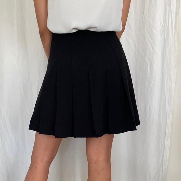 Pleated skirt/kilt! - Picture 2 of 2